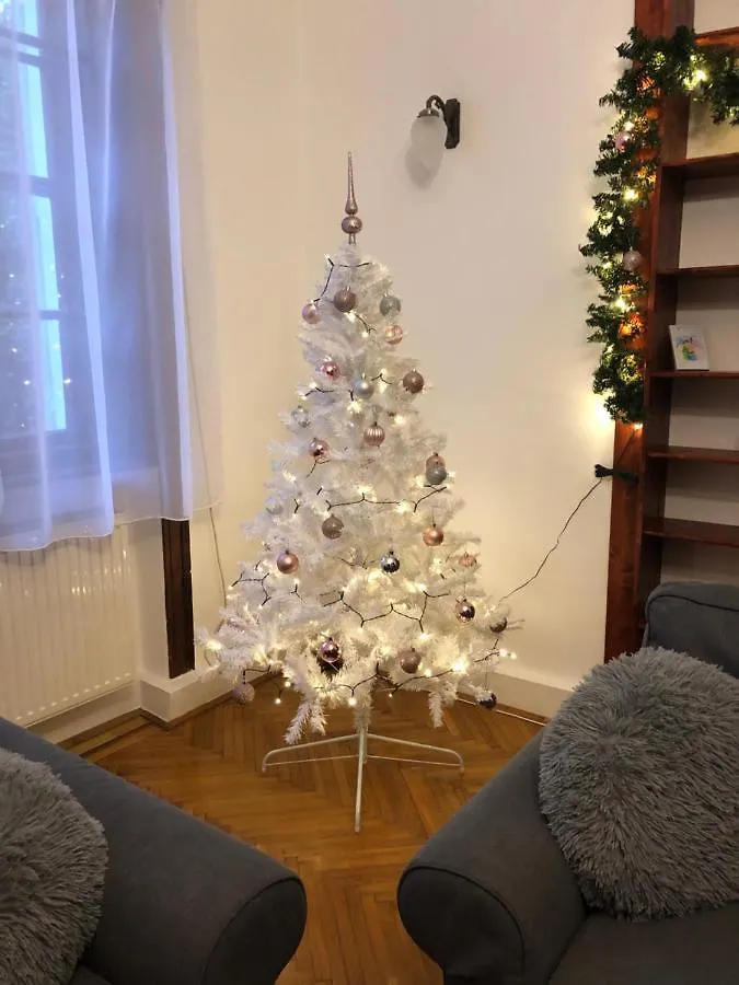 Katus Apartman Apartment Eger