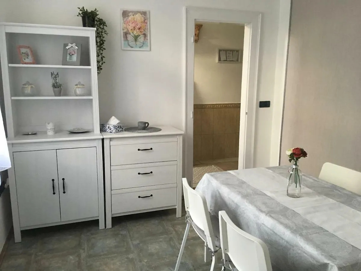 Katus Apartman Apartment Eger