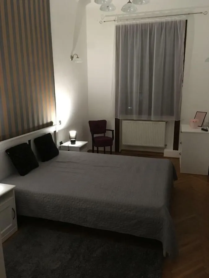 Katus Apartman Apartment Eger